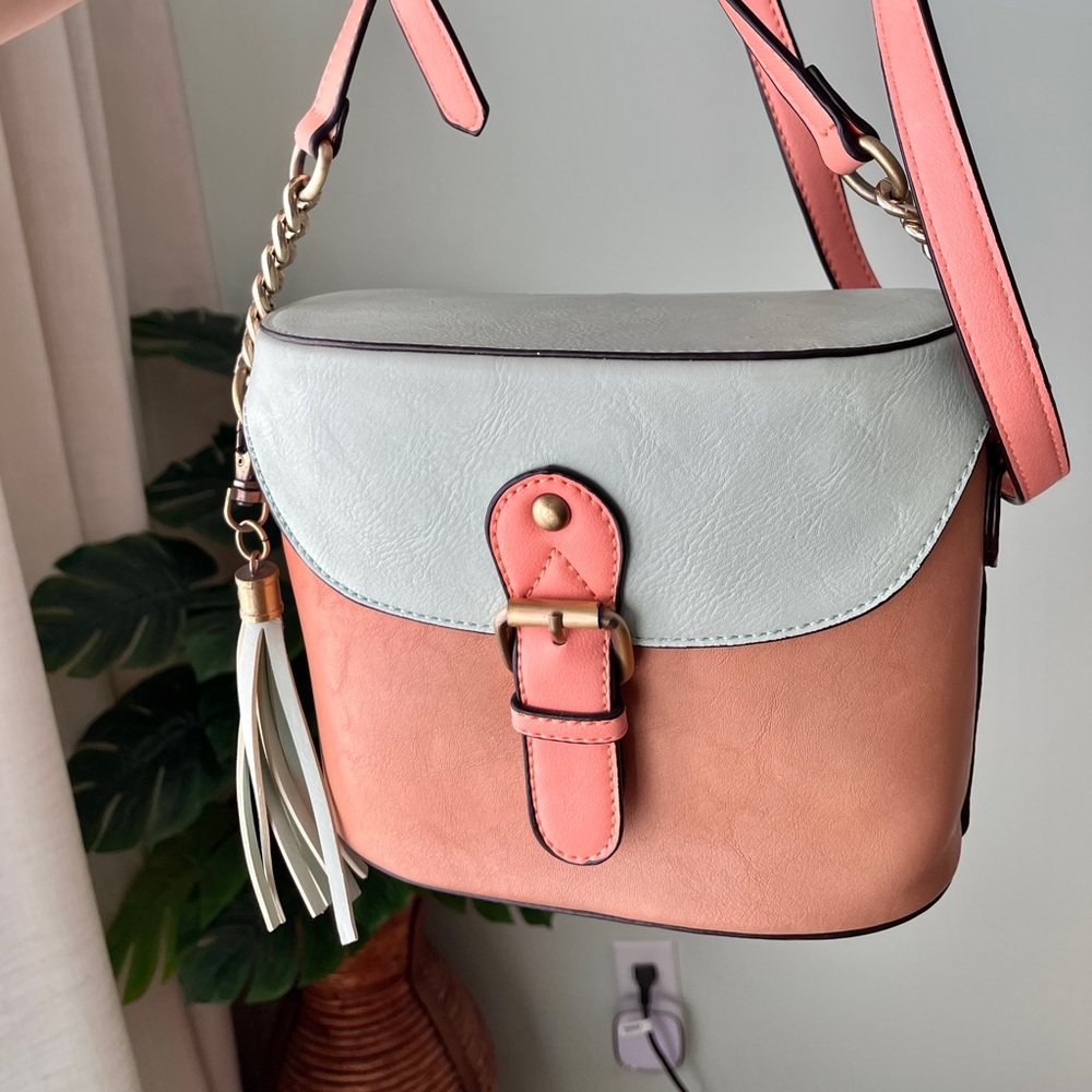 Little Burgundy Hibou colourblock trail bag